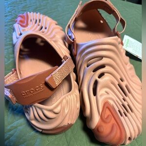 Salehe Bembury x Pollex Clog 'Kuwata'